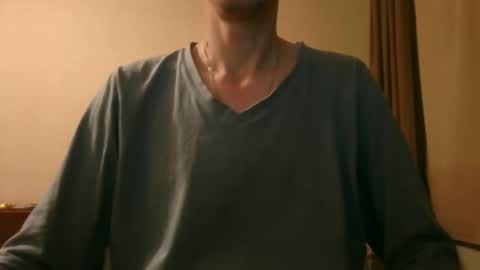 Snapshot of shedevr02 chatting on 15, 2, 2026 Roger online show from 15, 2, 2026