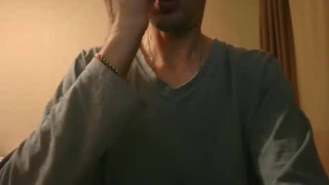 Snapshot of shedevr02 chatting on 14, 5, 2026 Roger online show from 14, 5, 2026