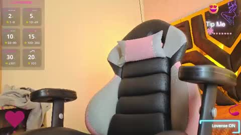 sheilly_brown online show from 23, 7, 2026