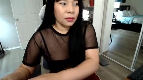 sheilyn_smith online show from 9, 2, 2026