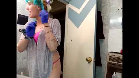 Shelby holes online show from 12, 3, 2025