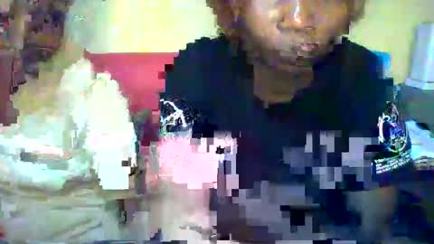 Snapshot of shelia420715 chatting on 4, 1, 2025 shelia420715 online show from 4, 1, 2025