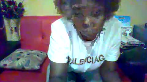 Snapshot of shelia420715 chatting on 6, 1, 2025 shelia420715 online show from 6, 1, 2025