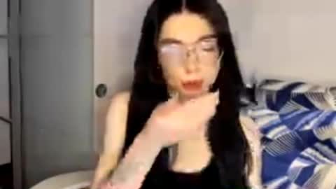 Alice online show from 10, 4, 2026