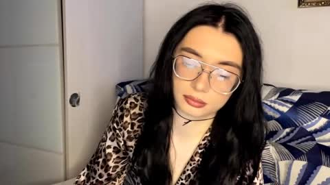 Alice online show from 12, 4, 2026