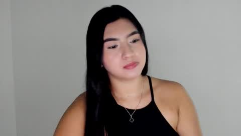 Snapshot of shellyrayhs1 chatting on 7, 11, 2025 Shelly rayhs online show from 7, 11, 2025