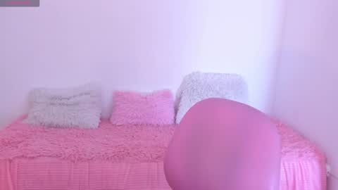 Shelly rayhs online show from 7, 7, 2026