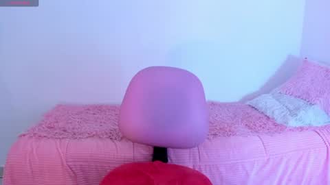 Shelly rayhs online show from 30, 7, 2026