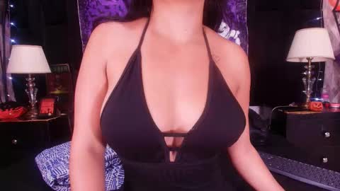 Shelsy online show from 12, 10, 2025