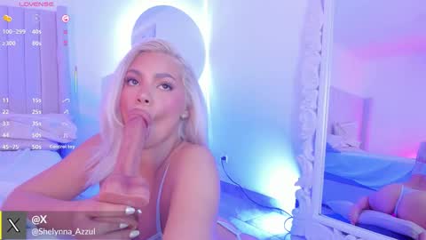 shelynna_azzul online show from 20, 10, 2025