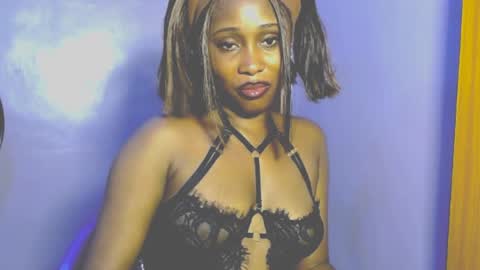 Snapshot of shena_xnomy chatting on 19, 6, 2026 Favour online show from 19, 6, 2026