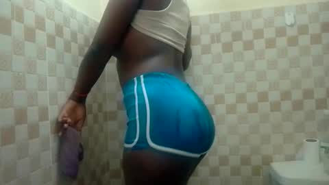 Snapshot of shenaycutesy chatting on 22, 10, 2025 shenaycutesy online show from 22, 10, 2025