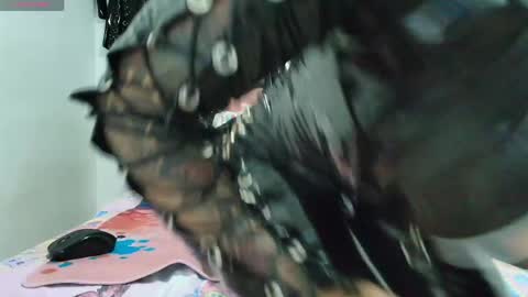  anyela7773 online show from 15, 4, 2026