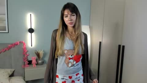 Snapshot of sherlyglauser chatting on 25, 3, 2026 Diana online show from 25, 3, 2026