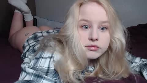 Snapshot of sherlystero chatting on 17, 2, 2025 sher  online show from 17, 2, 2025