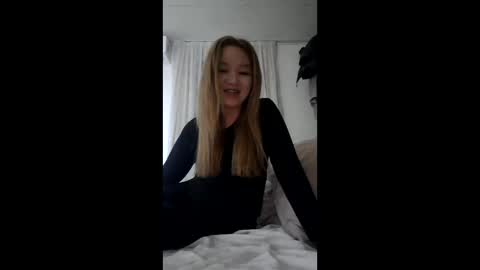 SherrylShaw online show from 19, 12, 2025