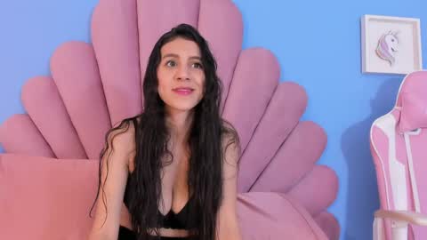 Snapshot of shery_milk chatting on 18, 4, 2026 Shery online show from 18, 4, 2026