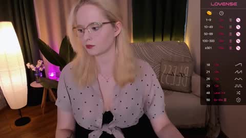 Hello guys my name is Aemilia online show from 11, 3, 2025