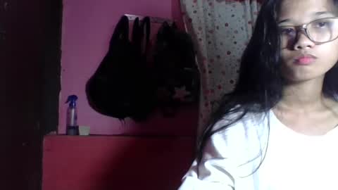 shimmering_kate online show from 9, 12, 2024