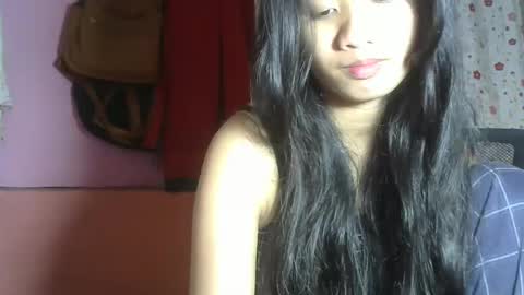 shimmering_kate online show from 8, 1, 2025