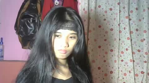 shimmering_kate online show from 13, 1, 2025