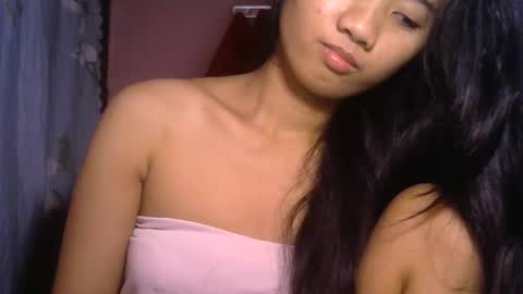 shimmering_kate online show from 25, 1, 2025