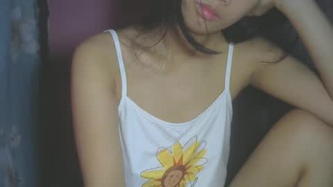 shimmering_kate online show from 1, 3, 2025