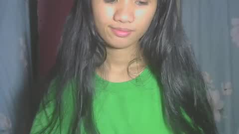 shimmering_kate online show from 4, 3, 2025