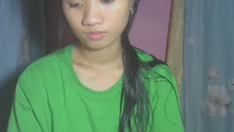 shimmering_kate online show from 6, 3, 2025