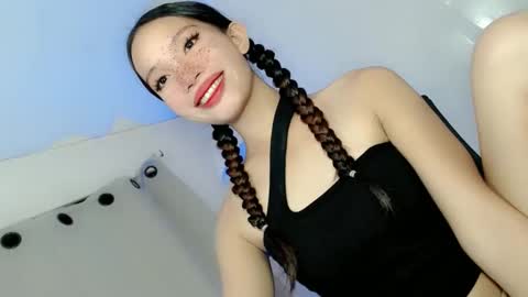 Snapshot of shin_foxy chatting on 24, 5, 2026 HAPPY BIRTHDAY online show from 24, 5, 2026