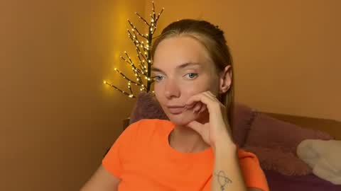 Snapshot of shinelikea_diamond chatting on 4, 7, 2026 Alexis online show from 4, 7, 2026