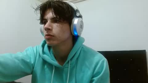 Snapshot of shinobi_grey chatting on 9, 2, 2025 .. shinobi .. online show from 9, 2, 2025