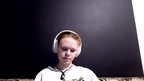 Snapshot of shinpestano chatting on 4, 2, 2026 Emma online show from 4, 2, 2026