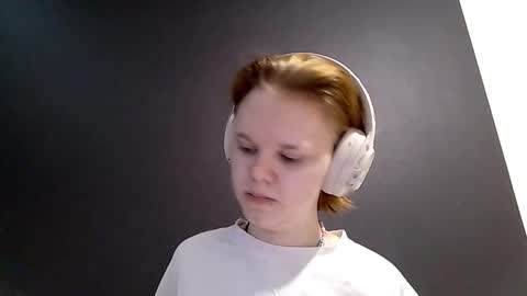 Snapshot of shinpestano chatting on 10, 2, 2026 Emma online show from 10, 2, 2026