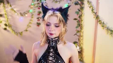 Snapshot of shiny_jail chatting on 16, 10, 2025 JennyMira THANK YOU FOR 77 777 online show from 16, 10, 2025