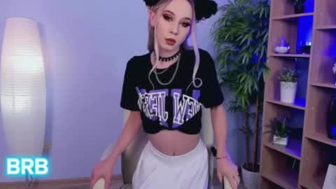 Jennifer  Streaming time online show from 23, 2, 2025