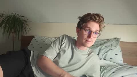 Snapshot of shirizo chatting on 14, 12, 2025 Matthew online show from 14, 12, 2025