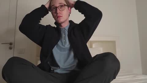 Snapshot of shirizo chatting on 1, 3, 2026 Matthew online show from 1, 3, 2026