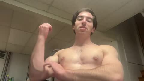 shirtlesshunk15 online show from 22, 7, 2026