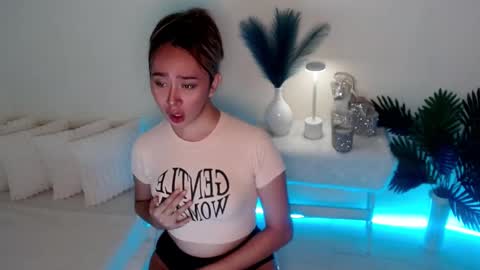 Snapshot of shivvariana_manflayer chatting on 19, 9, 2025 WET AND WILD YHANNA online show from 19, 9, 2025