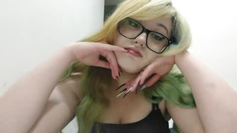 Snapshot of shondrapisani chatting on 27, 6, 2026 shondrapisani online show from 27, 6, 2026