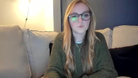 short sweetpea online show from 22, 2, 2025