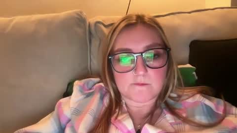 short sweetpea online show from 4, 3, 2025