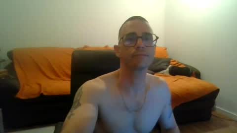 Snapshot of showherenow chatting on 21, 6, 2026 showherenow online show from 21, 6, 2026