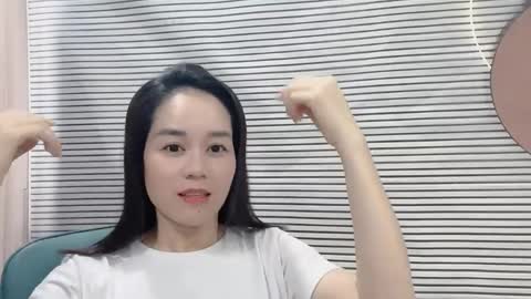 Snapshot of shshiko chatting on 7, 6, 2026 Hua yi online show from 7, 6, 2026