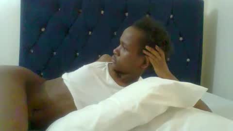 Snapshot of shugar7260 chatting on 24, 9, 2025 shugar7260 online show from 24, 9, 2025