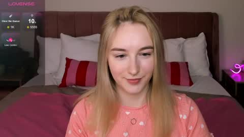 Snapshot of shy__polly chatting on 16, 5, 2026 Polly online show from 16, 5, 2026