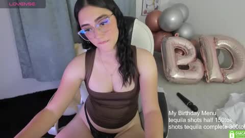 Snapshot of shy_angel4 chatting on 18, 1, 2025 Nahomy online show from 18, 1, 2025