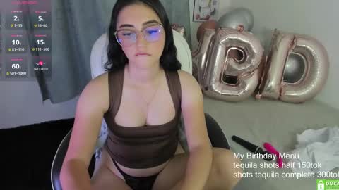 Snapshot of shy_angel4 chatting on 18, 1, 2025 Nahomy online show from 18, 1, 2025