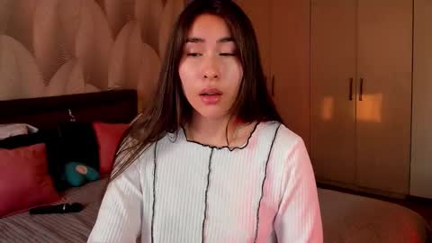 Mika online show from 1, 12, 2025